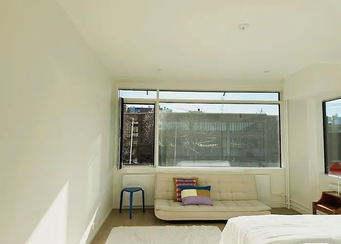 Huoneisto New Luxury 110sqm With Terrace And Great Location