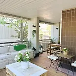 New Luxury 110sqm With Terrace And Great Location Lejlighed